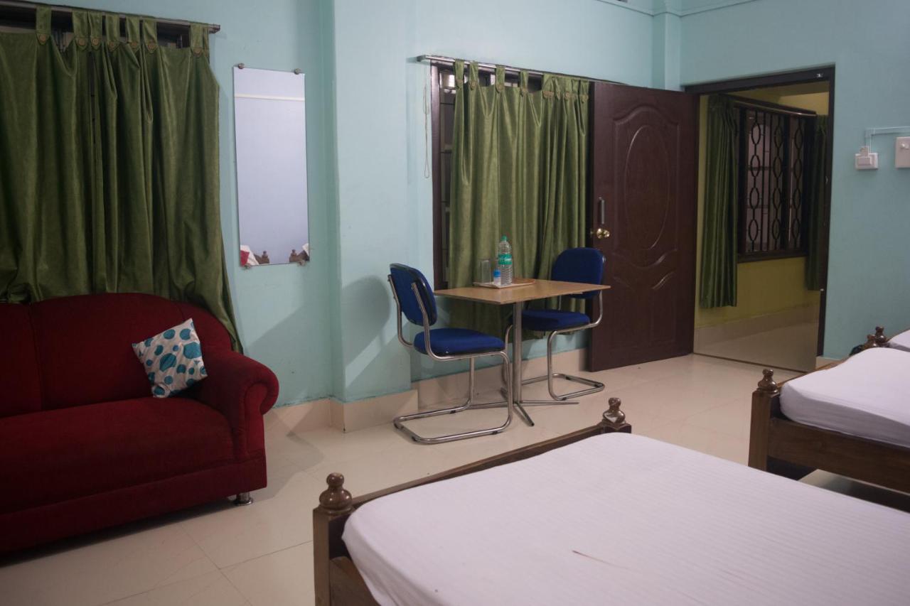 Sewak Lodge Silchar Luaran gambar