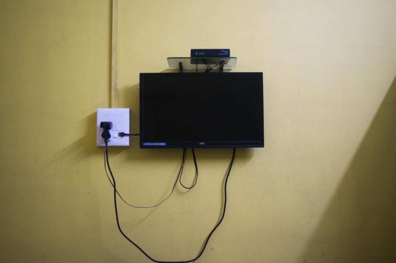 Sewak Lodge Silchar Luaran gambar