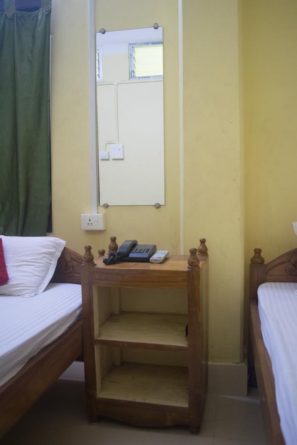 Sewak Lodge Silchar Luaran gambar